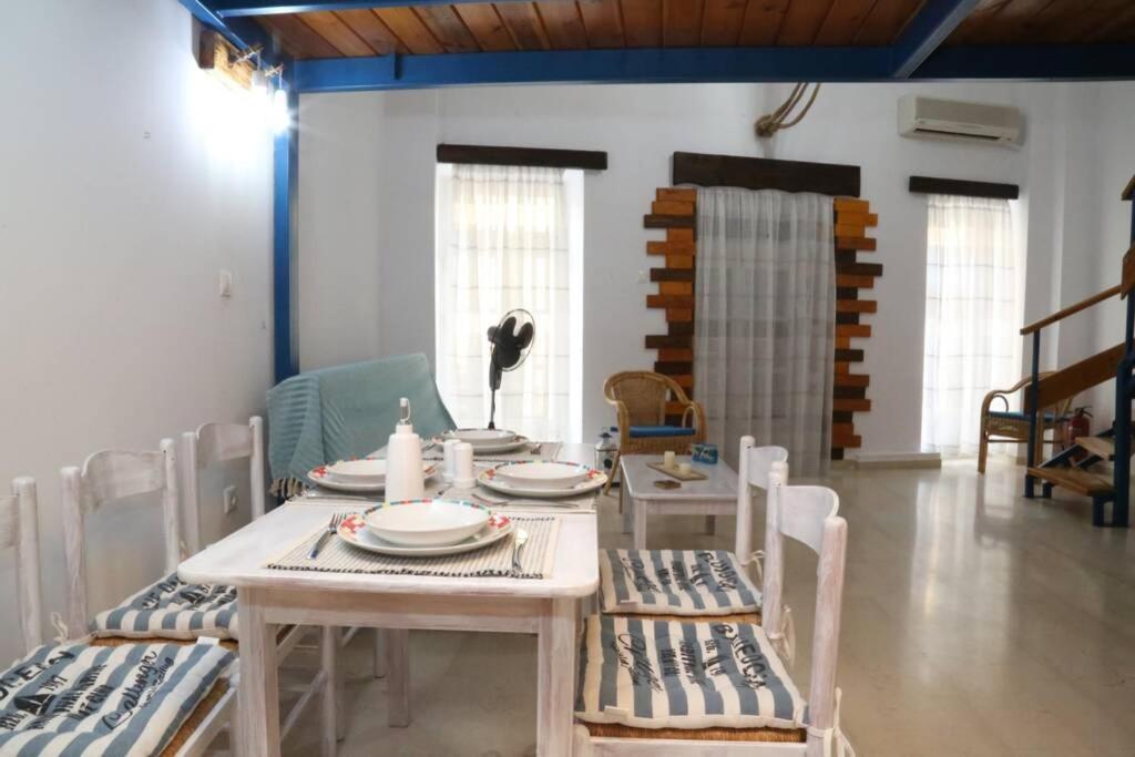 Appartement Lignum à Ermoúpoli Extérieur photo