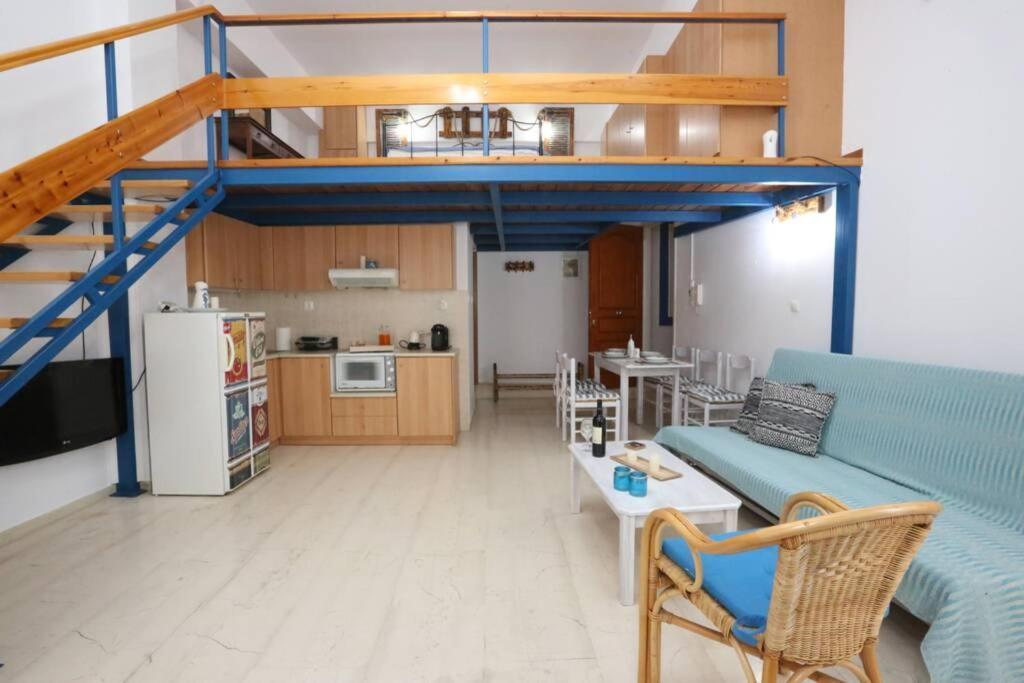Appartement Lignum à Ermoúpoli Extérieur photo